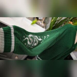 Wizarding World Harry Potter "Slytherin" Green Sweater Cardigan MD
